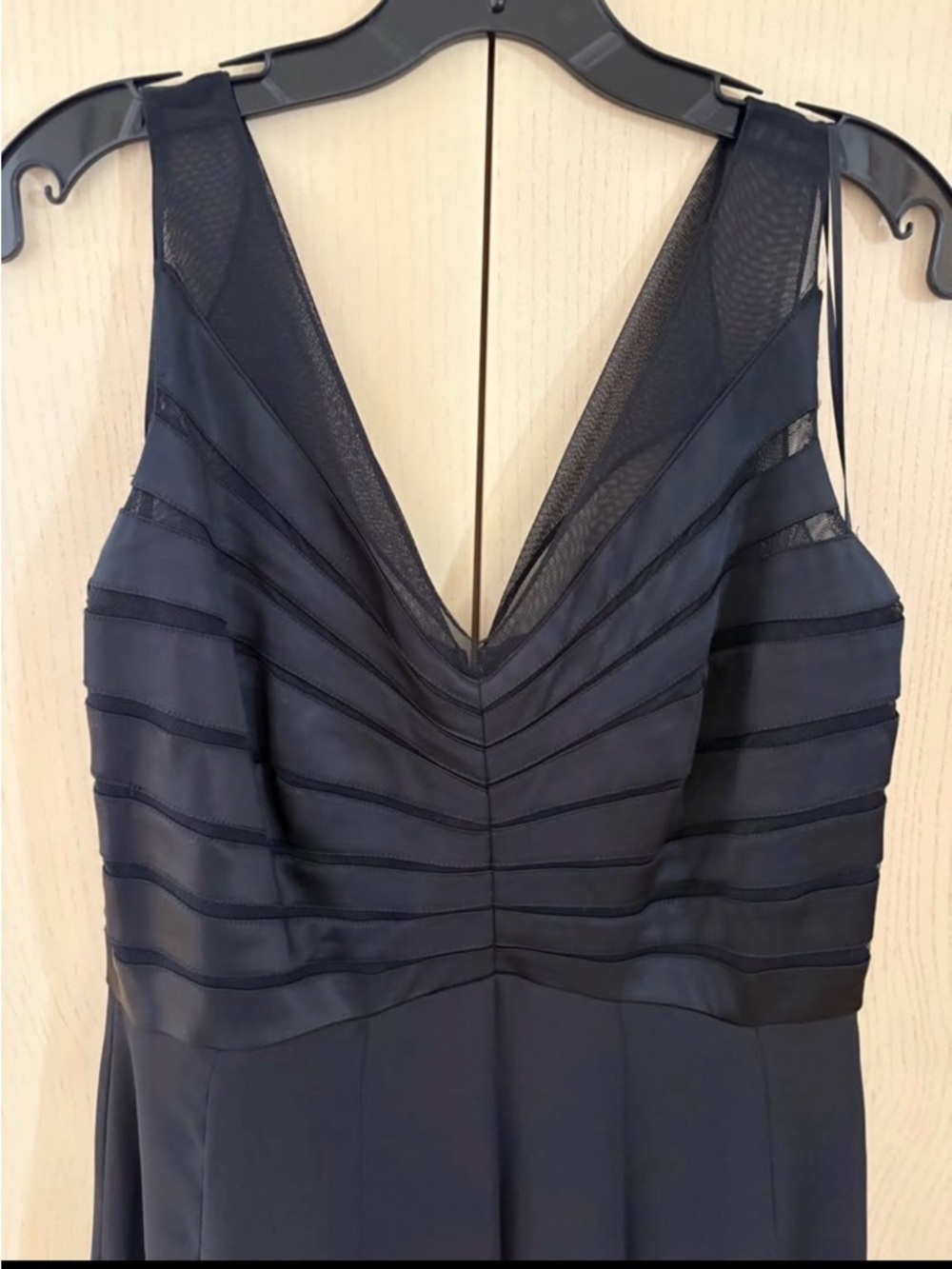 Chetta B Black V-Neck Sleeveless Evening Dress